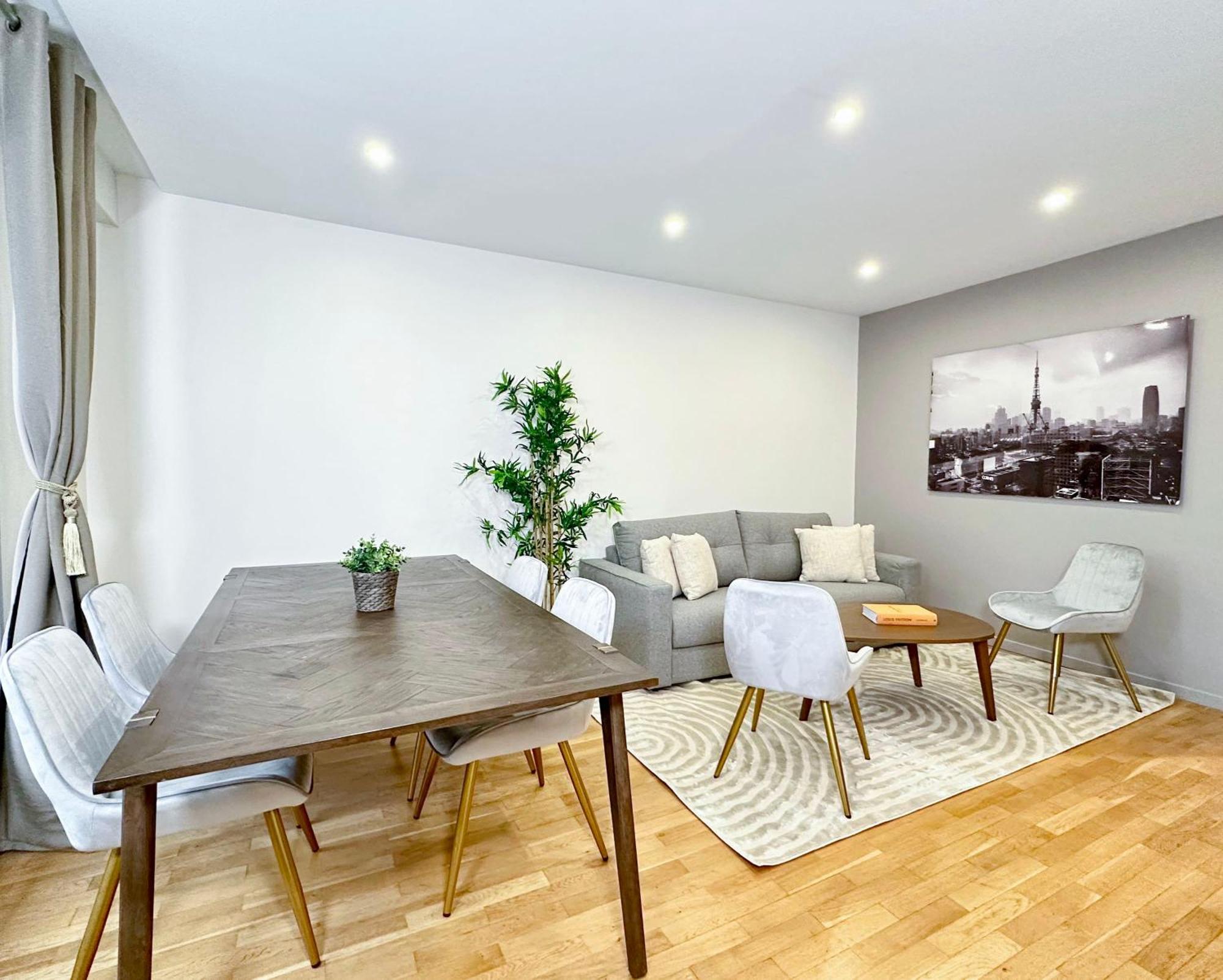 Appartement A Detruire 85 - Ne Pas Utiliser Parijs